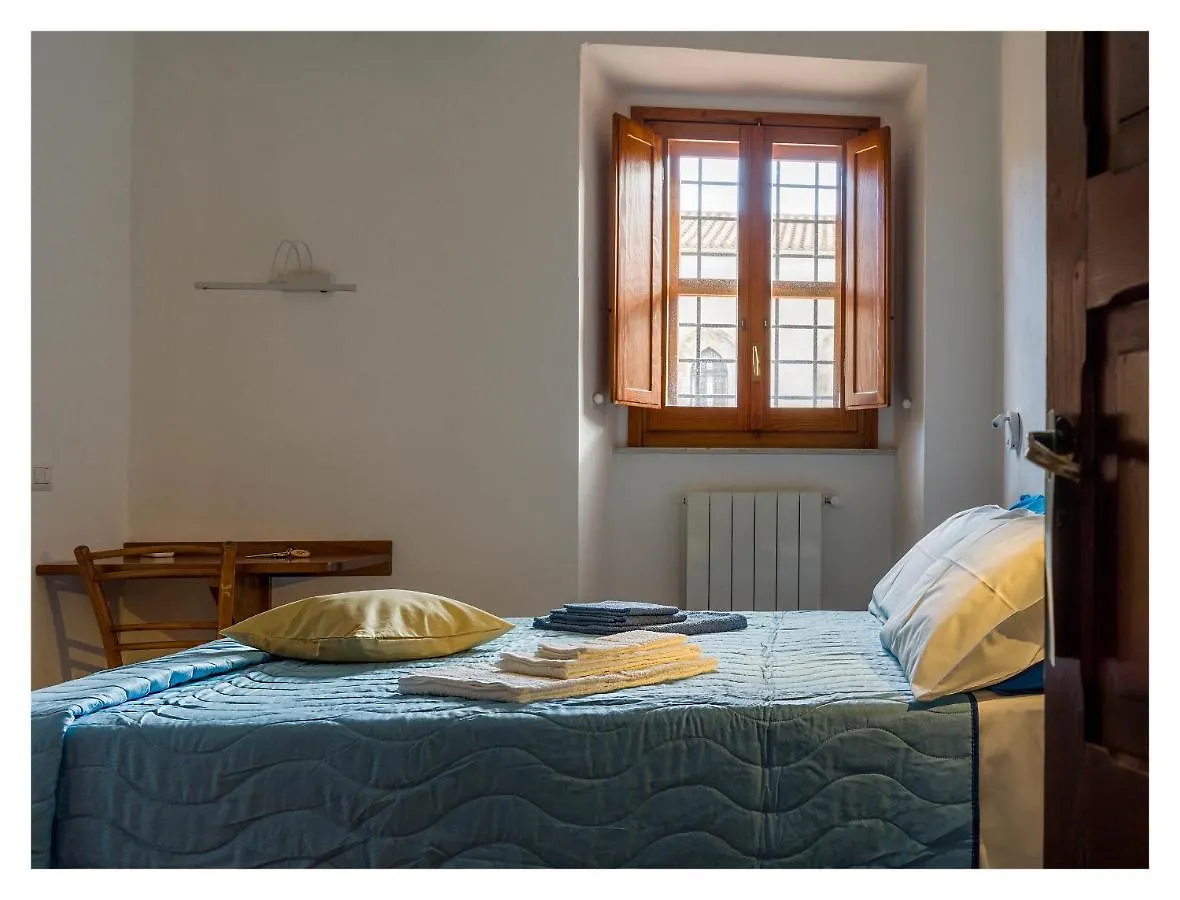Monastero Santa Chiara Guest House Oristano 0*,  Italia