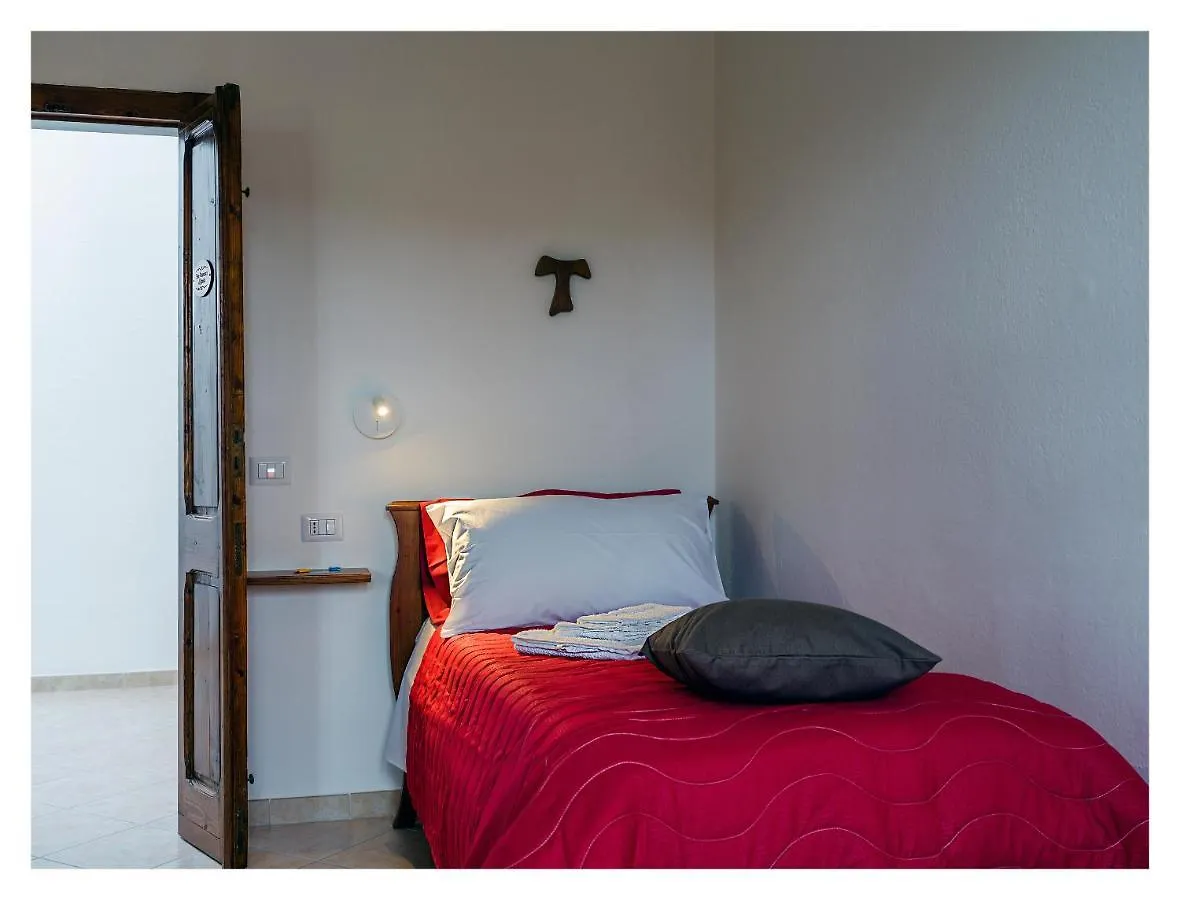 Monastero Santa Chiara Guest House Oristano