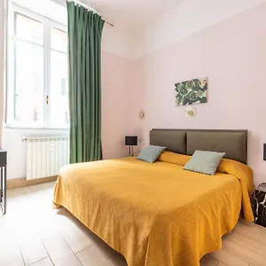 Domus Castroni Scipioni , Roma Italia